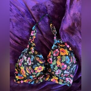 Victoria’s Secret PINK Floral Bra 🌷🌺